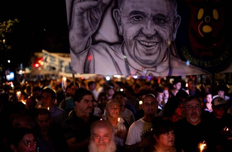 Del Chad a China, pasando por Buenos Aires: El mundo en oración por el Papa